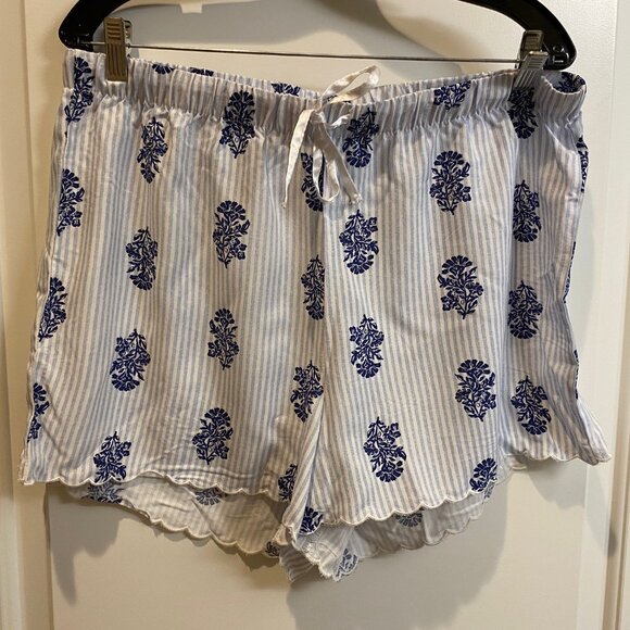 Tahari Women Pajamas Set. Short Sleeve Button Shirt & Shorts Rayon X-Large NWT - Picture 4 of 12